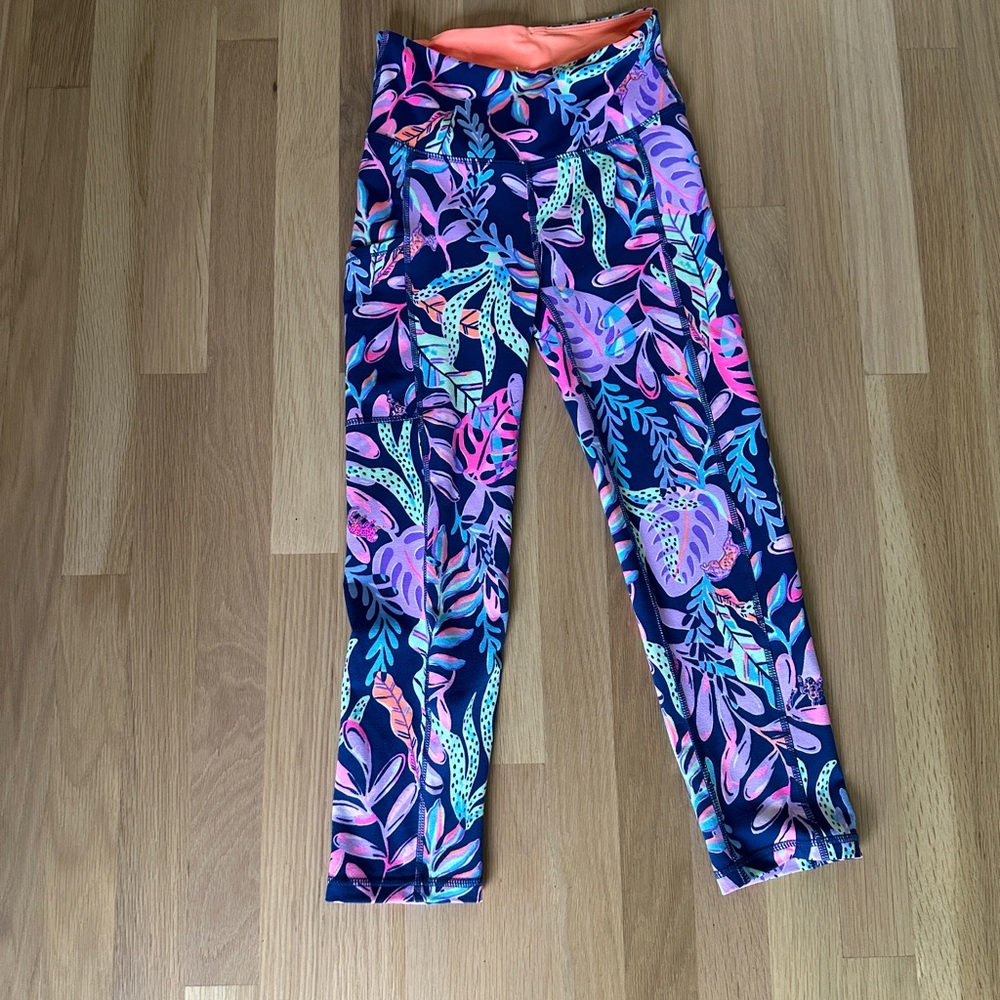 weekender 21” high rose crop legging in oyster bay navy you’ve been spotted
